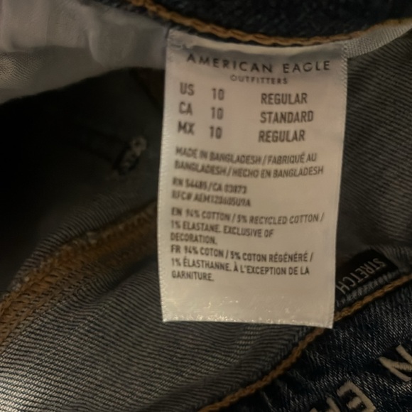 American Eagle 90’s Skinny Jeans - Picture 3 of 3